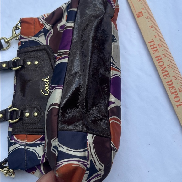 Coach Multicolor Shoulder Bag with Brown Accents Used see the pics - Picture 4 of 11